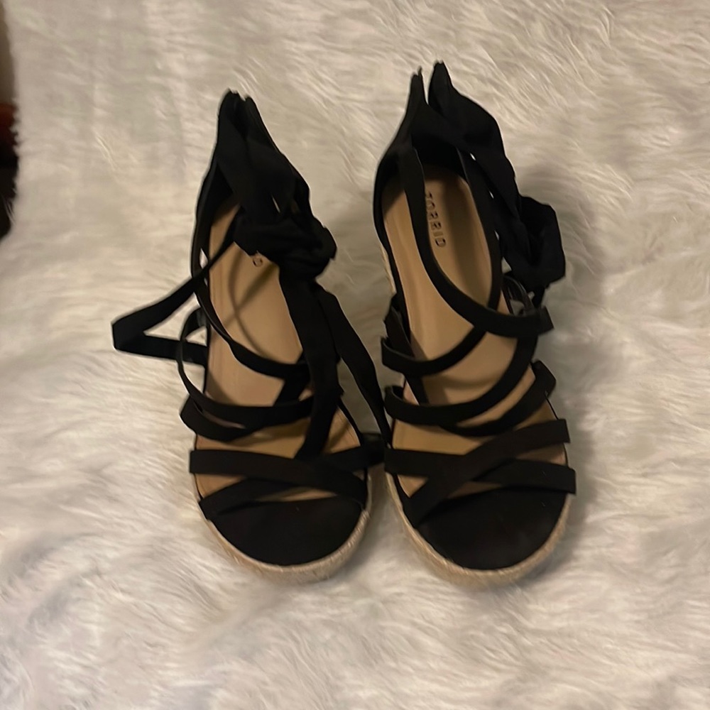 ANKLE WRAP PLATFORM WEDGE